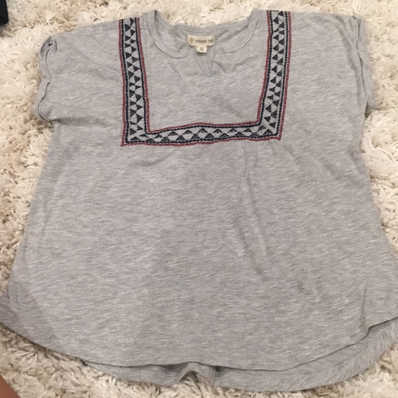 Grey t shirt - Picture 1 of 2